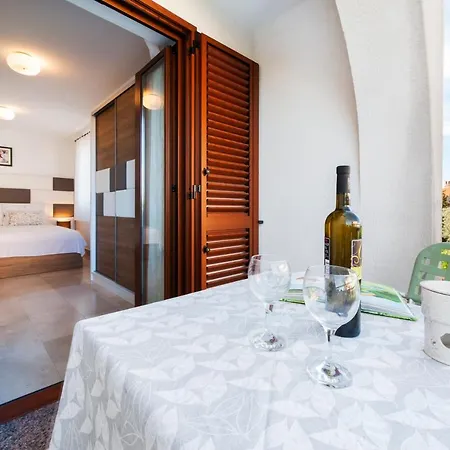 Guesthouse Santin Rovinj Exterior photo