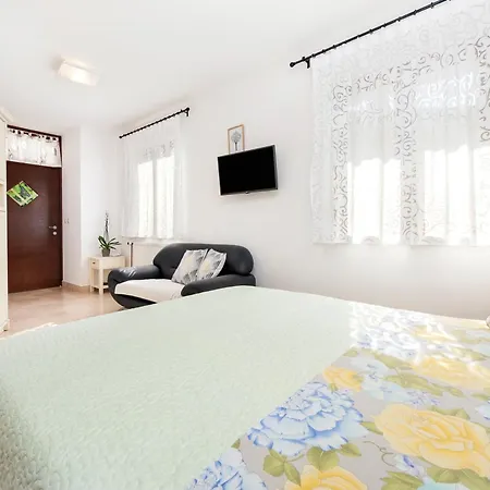 Guesthouse Santin Rovinj Exterior photo