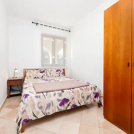 Guesthouse Santin Rovinj Exterior photo