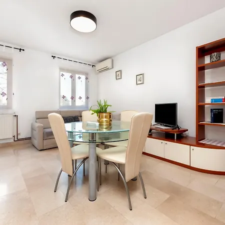 Guesthouse Santin Rovinj Exterior photo