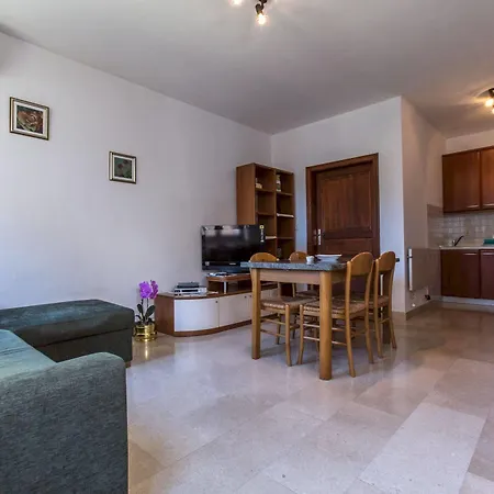 Guesthouse Santin Rovinj Exterior photo