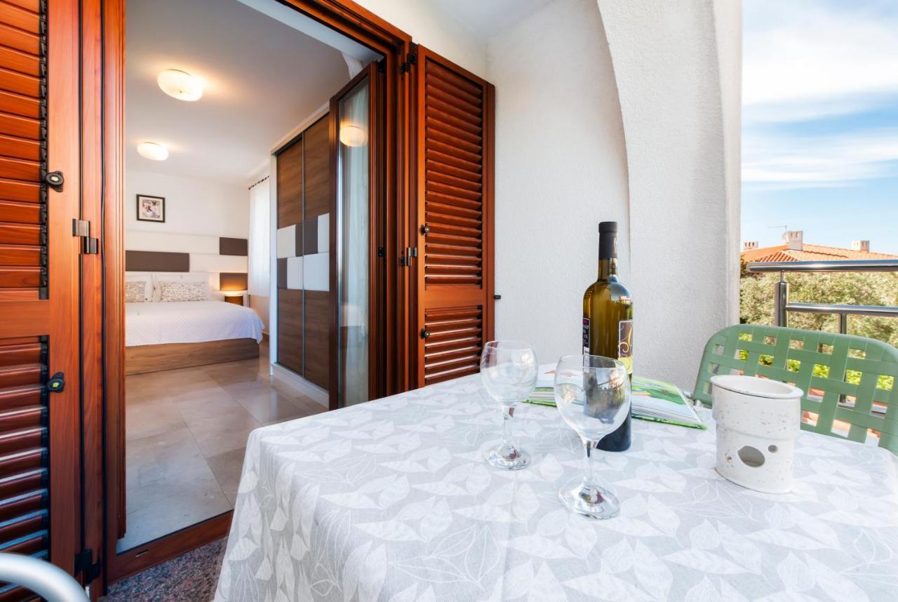 Santin Apartment *