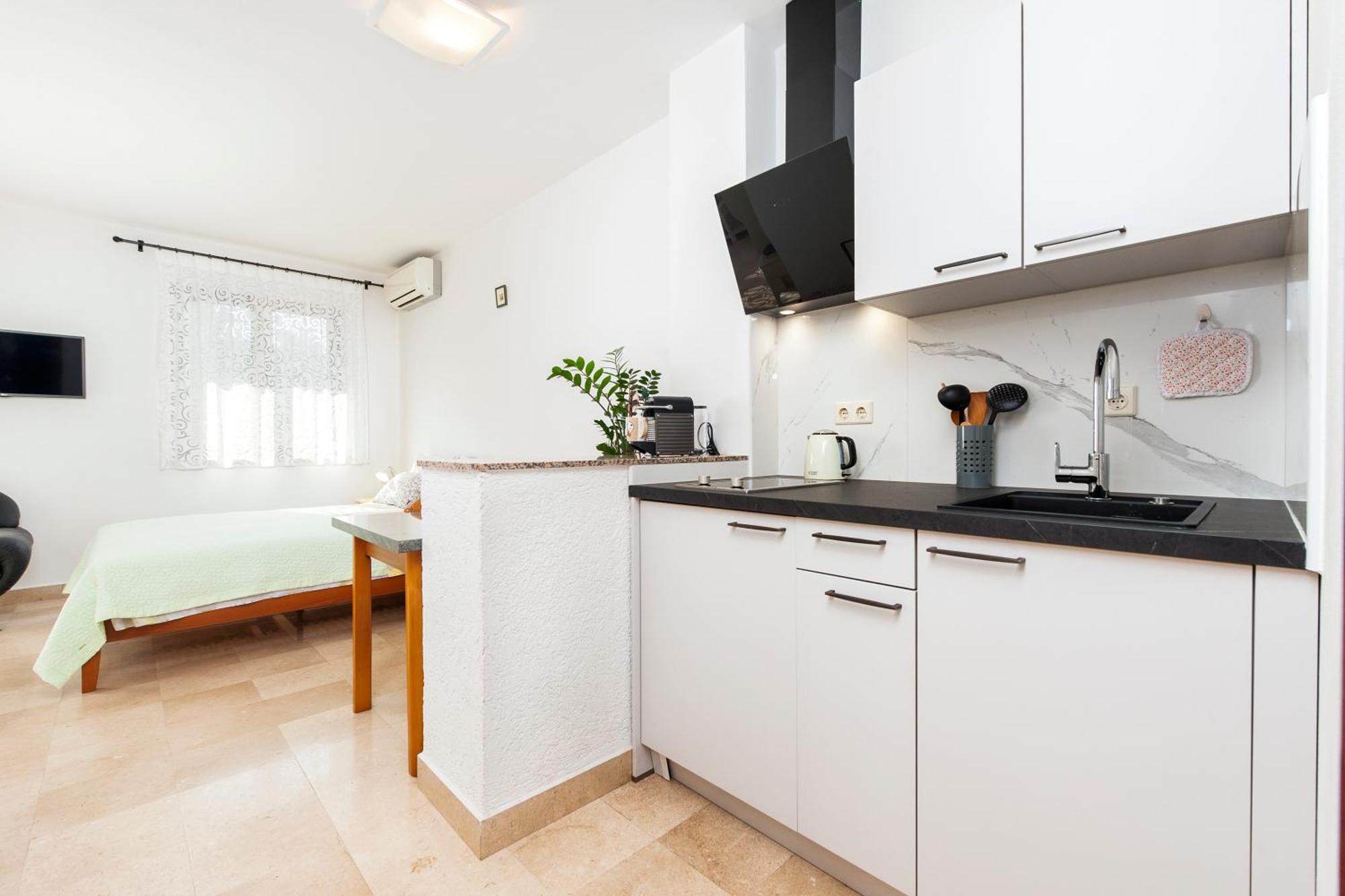 Santin Apartment *