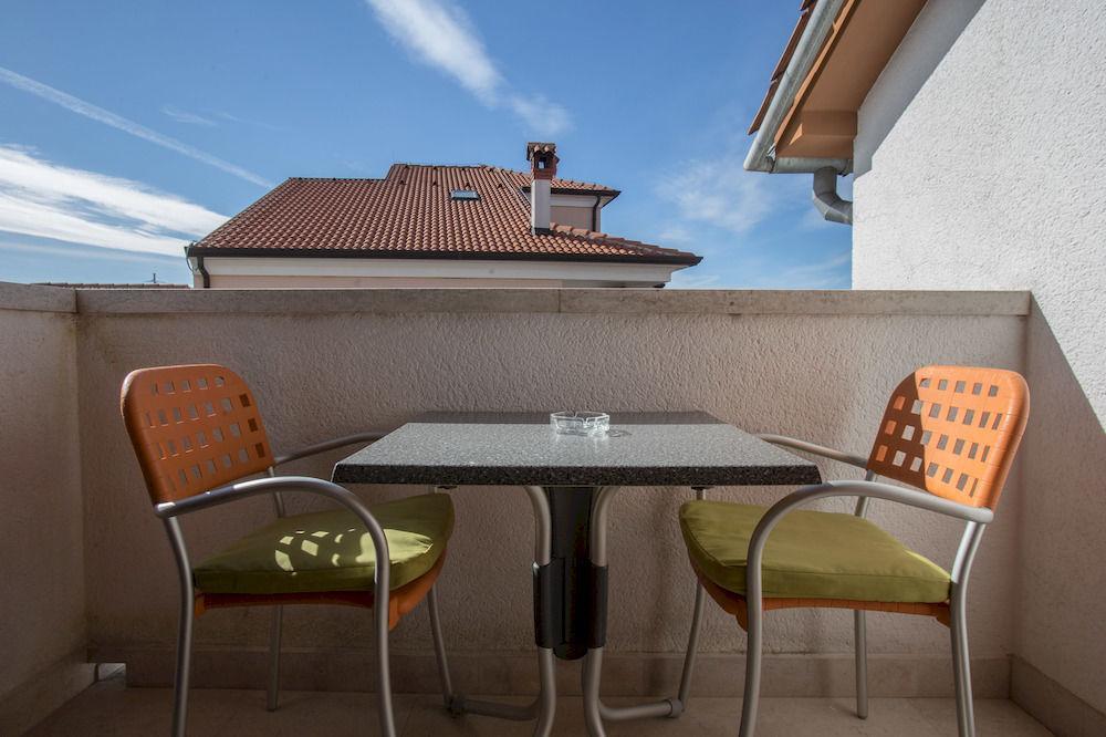 Santin Apartment